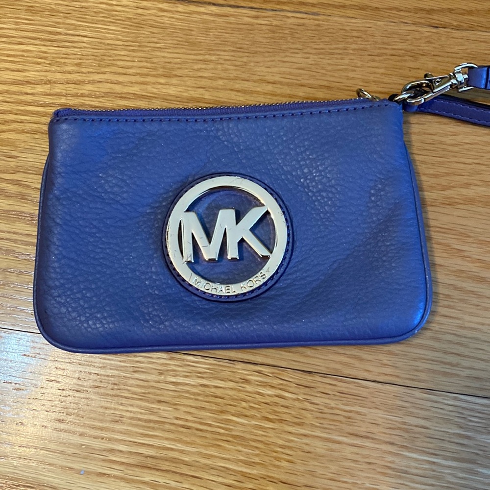 Michael Kors wristlet
